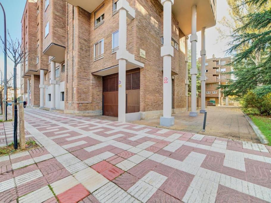 Apartment Sua Loft By Clabao Pamplona Dış mekan fotoğraf